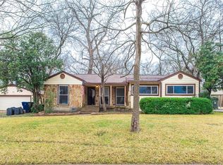 1102 Briarwood Cir, Garland, TX 75041