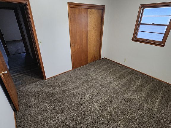 4th image of 2124 Circle Dr