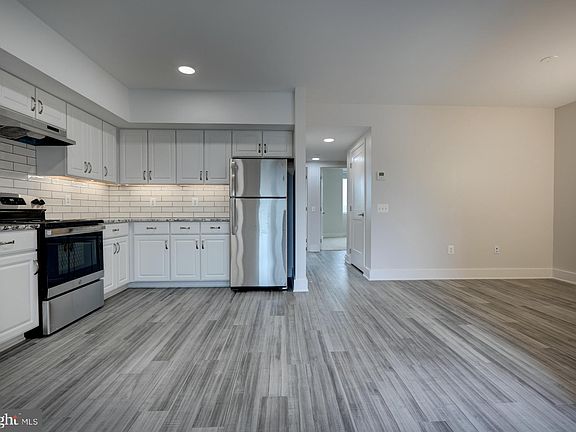 2nd image of 19520 Village Walk Dr Unit 3-105