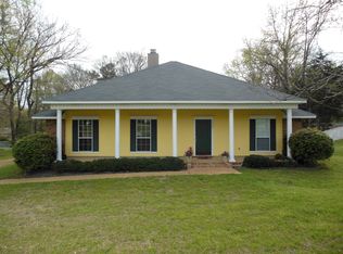 322 Ridge Park Dr, Raymond, MS 39154