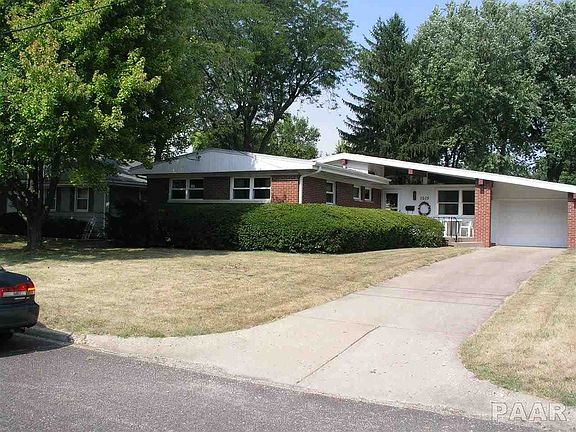 2nd image of 1015 E Melbourne Ave