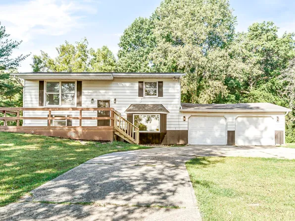 3155 Nutmeg Rd, Plymouth, IN 46563