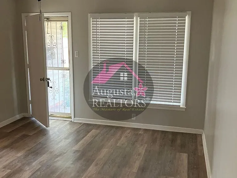 3702 Wilshire Dr — Photo 11