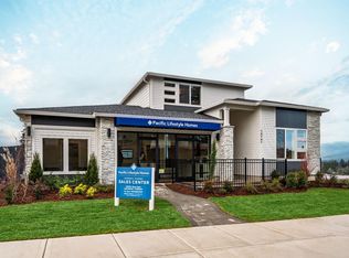 16119 Serres Farms Way, Oregon City, OR 97045