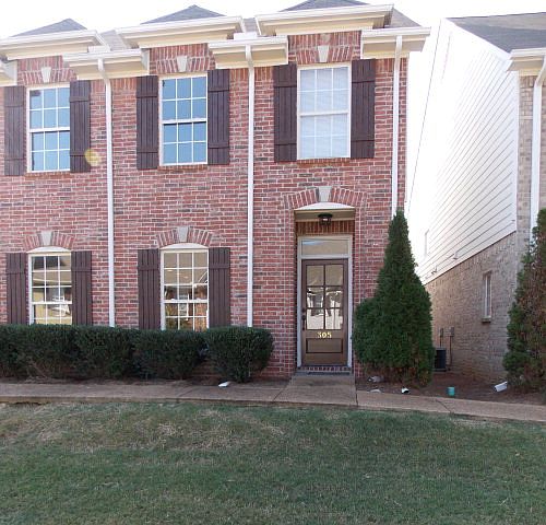 1st image of 305 Daniella Ln