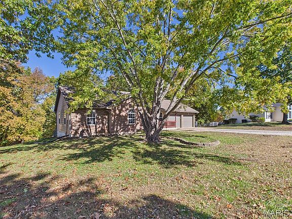 4th image of 117 Sawmill Ln