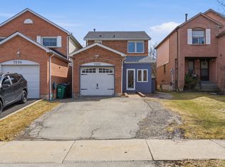 7256 Corrine Cres, Mississauga, ON L5N 5C1