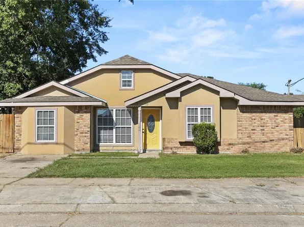 57 Duffy St, Westwego, LA 70094