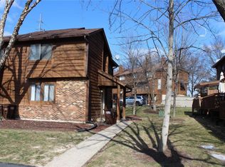 10 Cedar Grove Ct, Saint Charles, MO