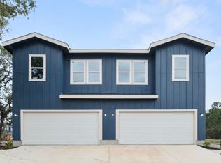 3501 E Renfro St #203-204, Burleson, TX 76028