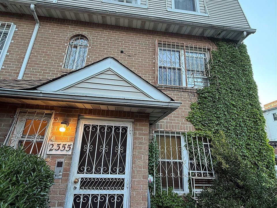 1st image of 2355 Tiebout Avenue