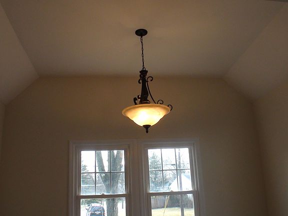 5th image of 343 Milford Ave