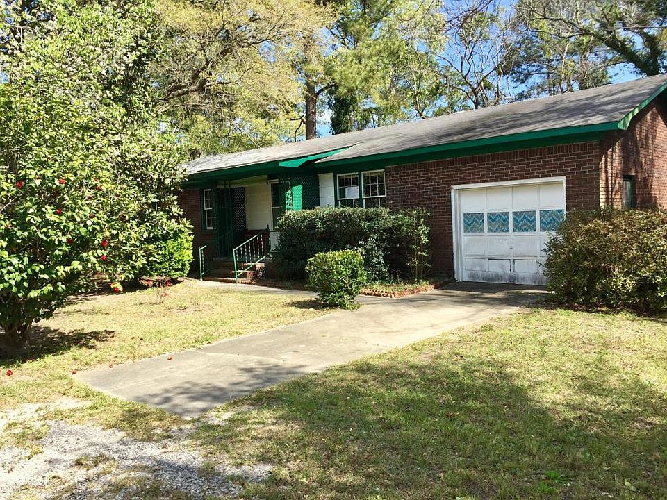 1st image of 3355 Brenda Dr
