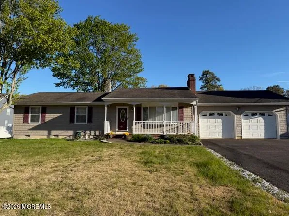 820 5th Avenue, Toms River, NJ 08757