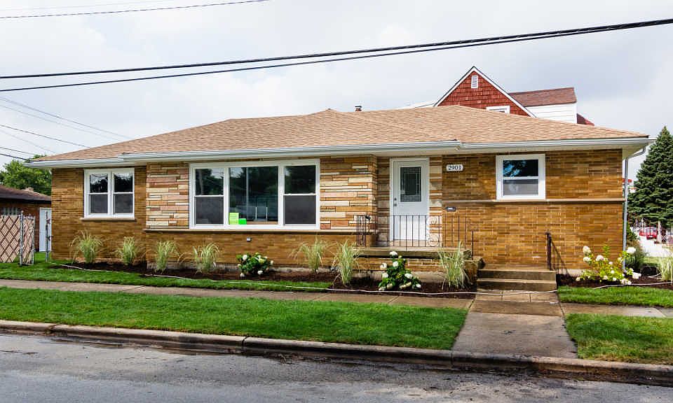 1st image of 2901 W 98th Pl