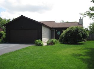 180 Curly Smart Cir, Delaware, OH 43015