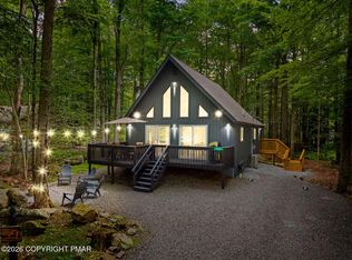 2115 Sheshequin Dr, Pocono Lake, PA 18347