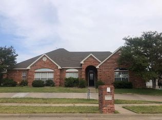 502 Emma St, Grandview, TX 76050