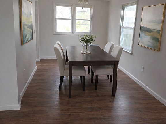 4th image of 36 Grandview Dr #A