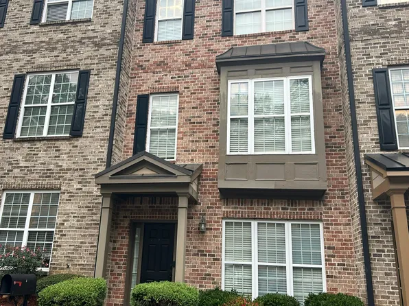 1946 Appaloosa Mill Cir, Buford, GA 30519