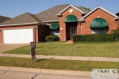 1st image of 2611 Tillman Dr