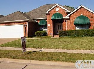 2611 Tillman Dr, Arlington, TX 76006