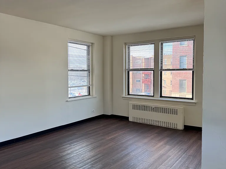 7601 S South Shore Dr #2A — Photo 6