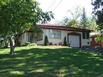 1st image of 106 Fairway Dr