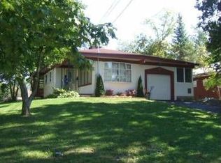 106 Fairway Dr, New Hartford, NY 13413