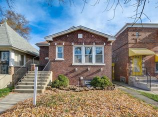 10043 S Calumet Ave, Chicago, IL