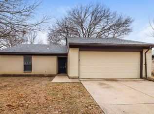 1837 Heidelberg Dr, Fort Worth, TX 76134