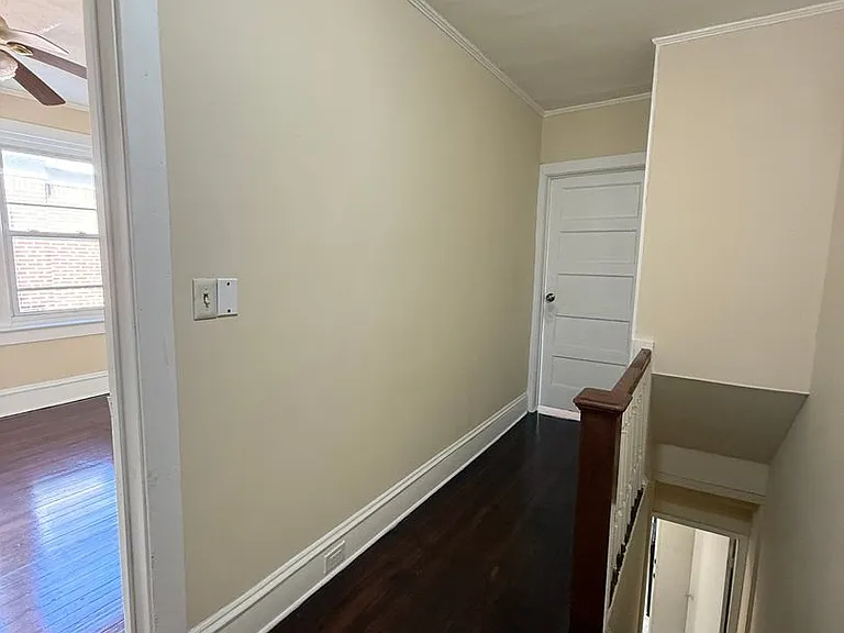 1442 W State St — Photo 15