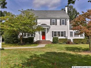 215 Dogwood Ln, Lincroft, NJ