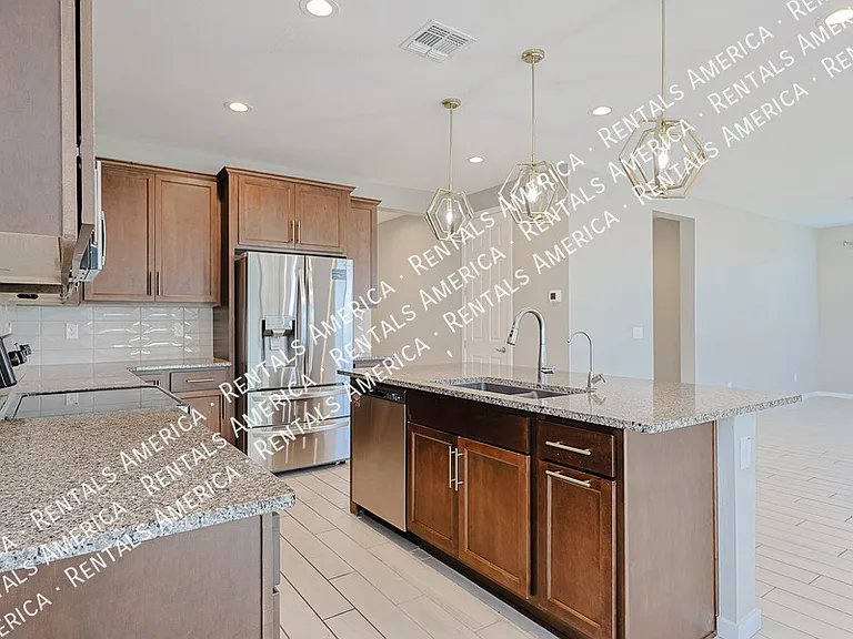 15713 W Woodlands Ave — Photo 8