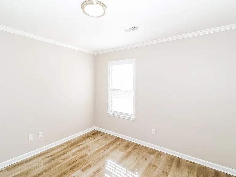 9245 Tamhaven Dr — Photo 12