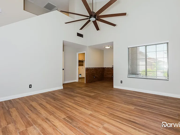 23696 N Oasis Blvd — Photo 6