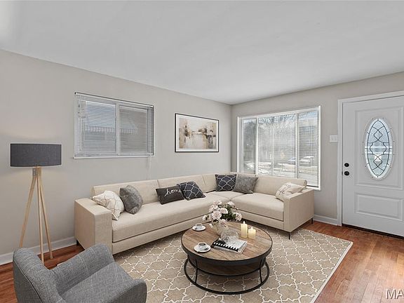 3rd image of 5531 Maple Ave