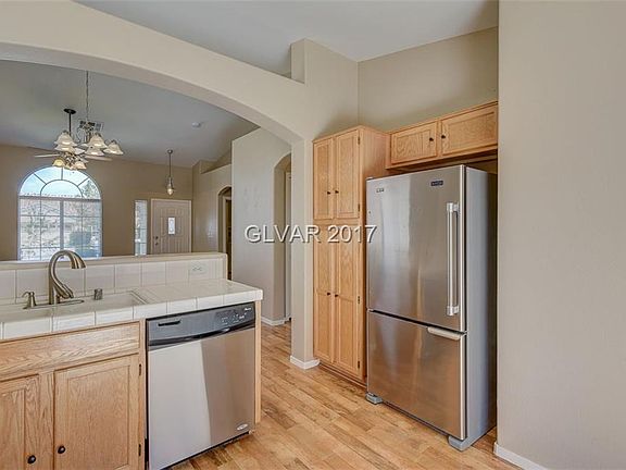 3rd image of 8017 Verde Springs Dr