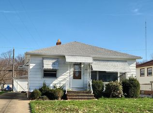 2610 Center Dr, Parma, OH
