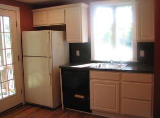 406 Easton Rd, Riegelsville, PA 18077