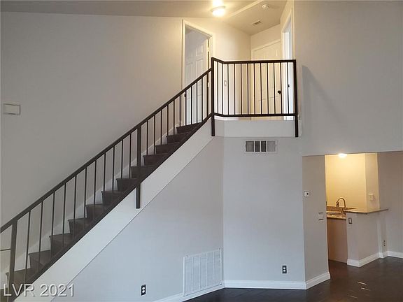 5th image of 8078 Simone Ave