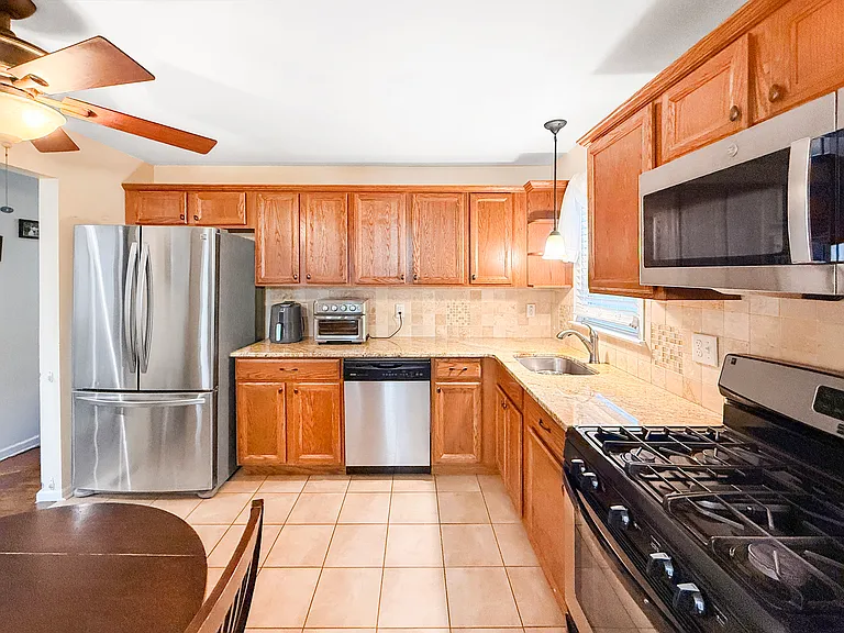 361 Patricia Ct #1 — Photo 9