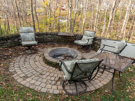 5th image of 5118 Christopher Dr