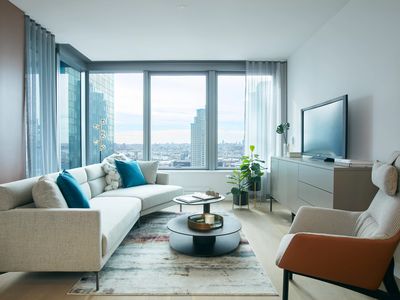 3 Court Sq #803, Long Island City, NY, 11101