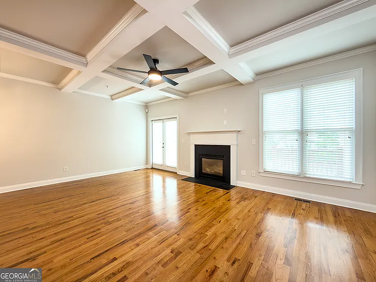 1221 Concord Rd SE — Photo 2