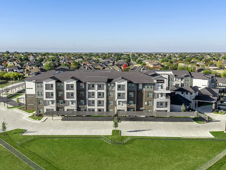 The Luxe at Matlock | 55 + Active Adult — Photo 15