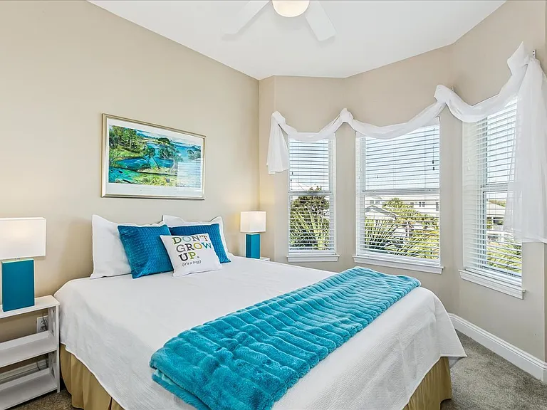 1070 Fort Pickens Rd — Photo 33