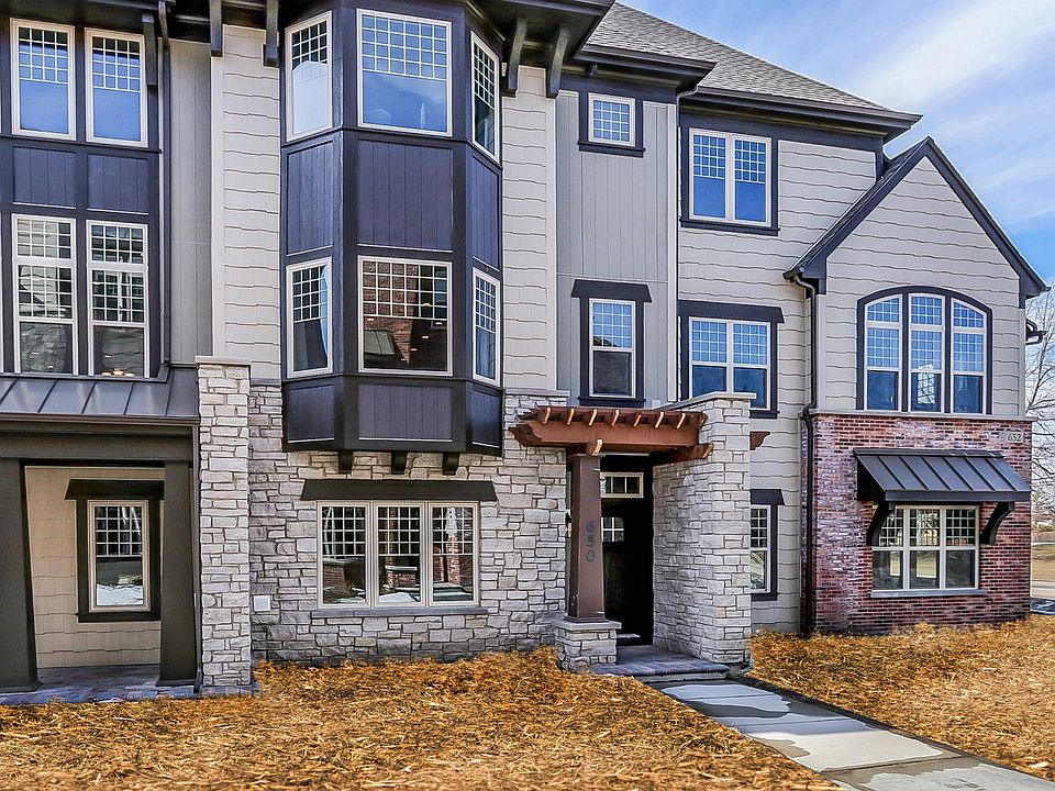 Luxurious Townhomes