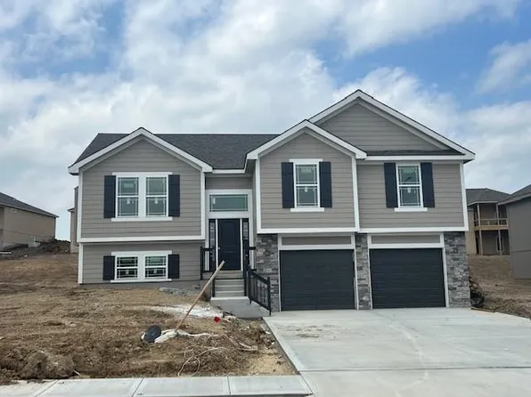 11806 N Manning Ave, Kansas City, MO 64157