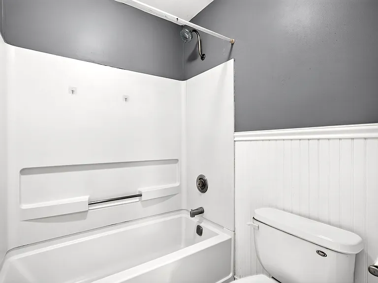 12 Belfair Dr — Photo 8